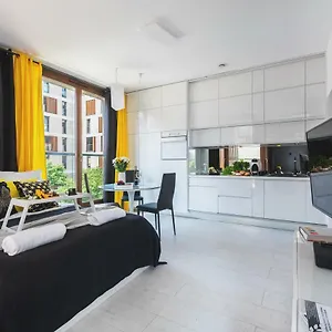 19 Dzielnica Kolejowa P&o Serviced Apartament